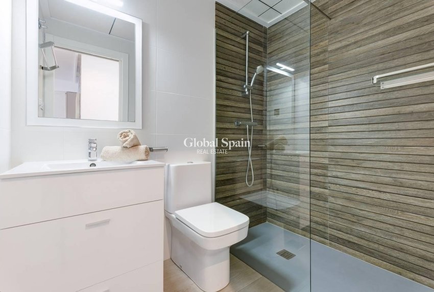 Wederverkoop - APPARTEMENT -
PILAR DE LA HORADADA - Torre de la Horadada