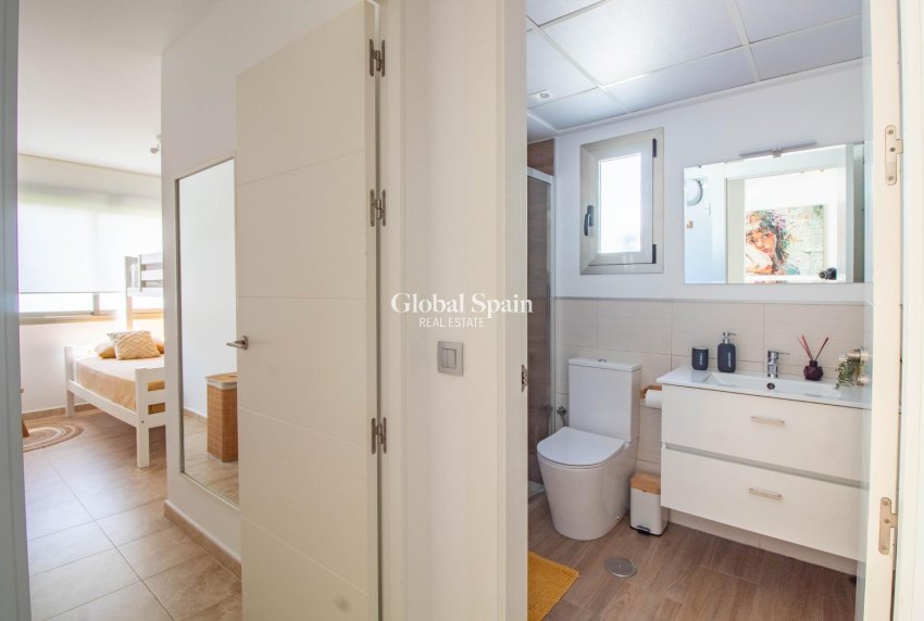 Wederverkoop - APPARTEMENT -
PILAR DE LA HORADADA - Torre de la Horadada