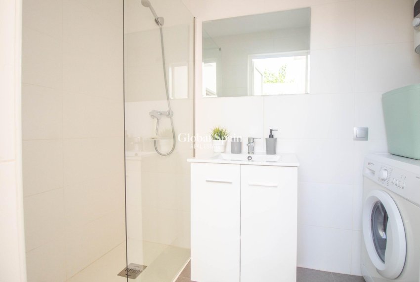 Wederverkoop - APPARTEMENT -
PILAR DE LA HORADADA - Torre de la Horadada