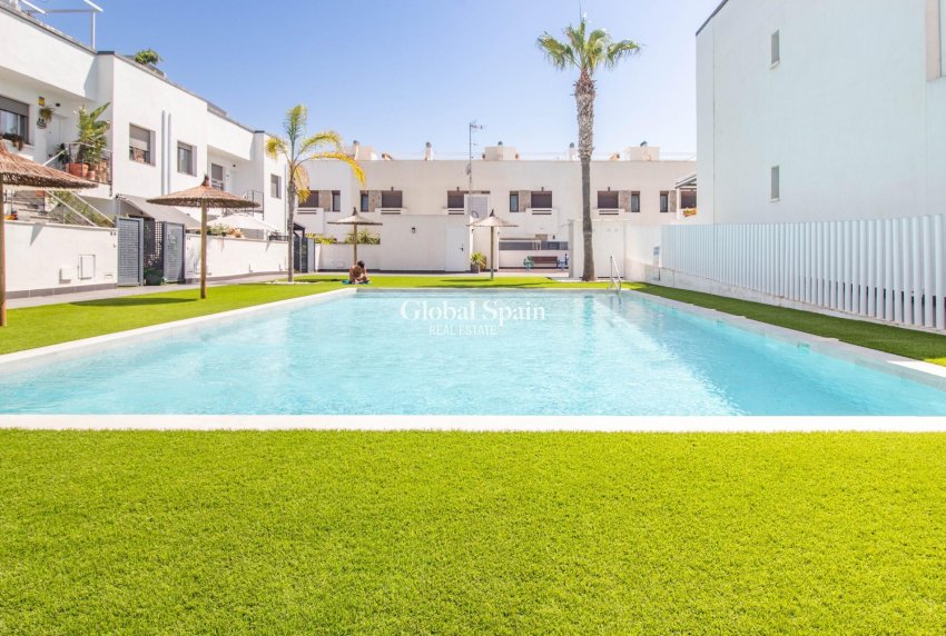 Wederverkoop - APPARTEMENT -
PILAR DE LA HORADADA - Torre de la Horadada