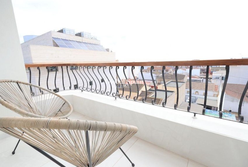 Wederverkoop - Appartement -
PILAR DE LA HORADADA - Zona Pueblo