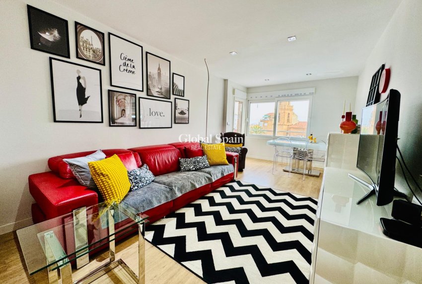 Wederverkoop - APPARTEMENT -
PILAR DE LA HORADADA - Zona Pueblo