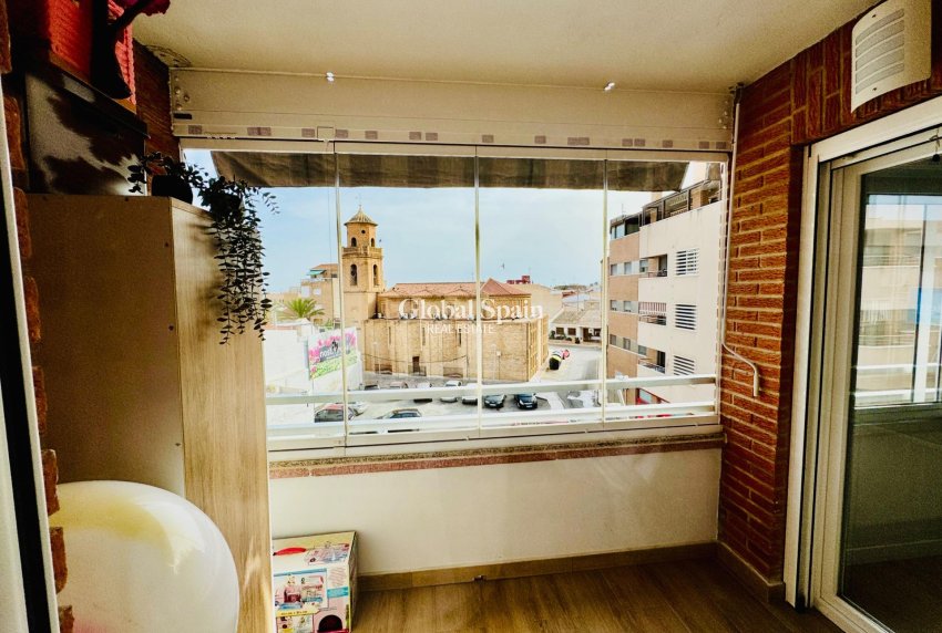 Wederverkoop - APPARTEMENT -
PILAR DE LA HORADADA - Zona Pueblo