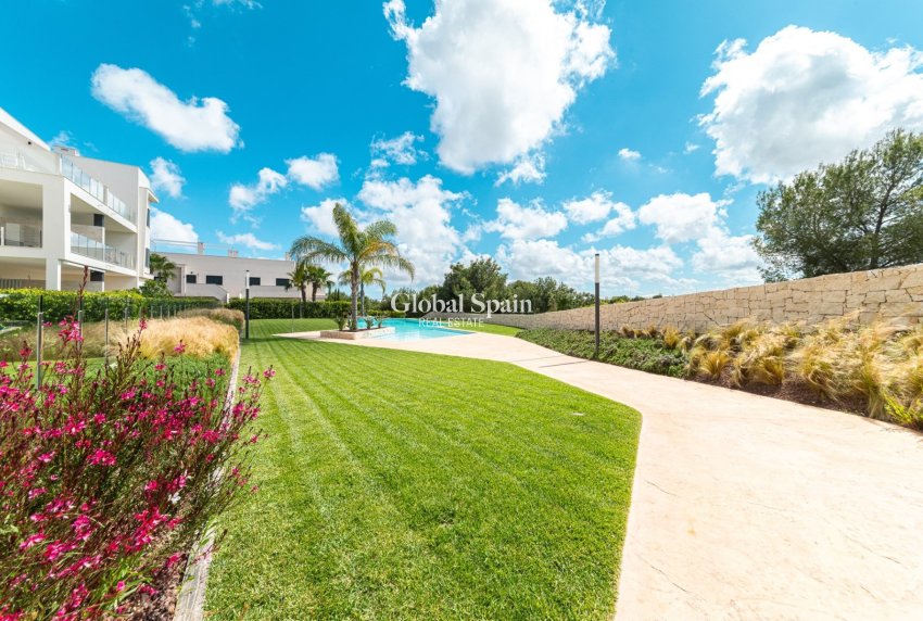 Wederverkoop - APPARTEMENT -
PILAR DE LA HORADADA