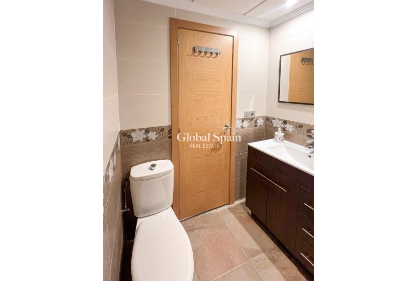 Wederverkoop - APPARTEMENT -
PLAYA DEL CURA  - Torrevieja