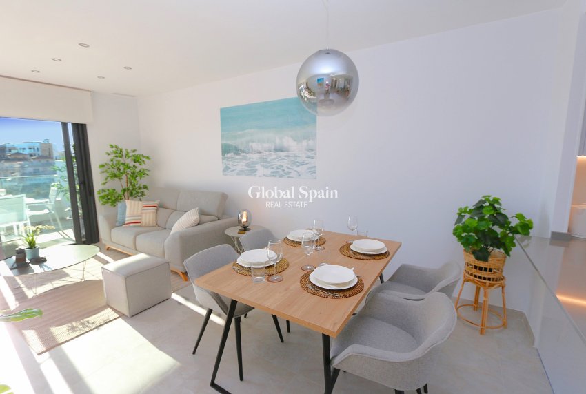 Wederverkoop - APPARTEMENT -
PLAYA FLAMENCA - Costa Blanca