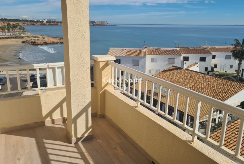 Wederverkoop - APPARTEMENT -
PLAYA FLAMENCA - Costa Blanca