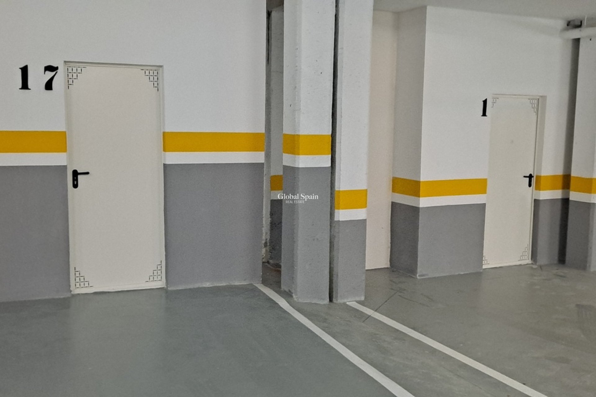 Wederverkoop - APPARTEMENT -
PLAYA FLAMENCA - Costa Blanca