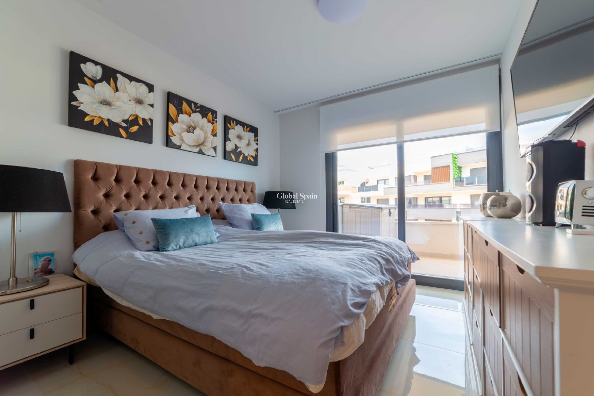 Wederverkoop - APPARTEMENT -
PLAYA FLAMENCA - Costa Blanca