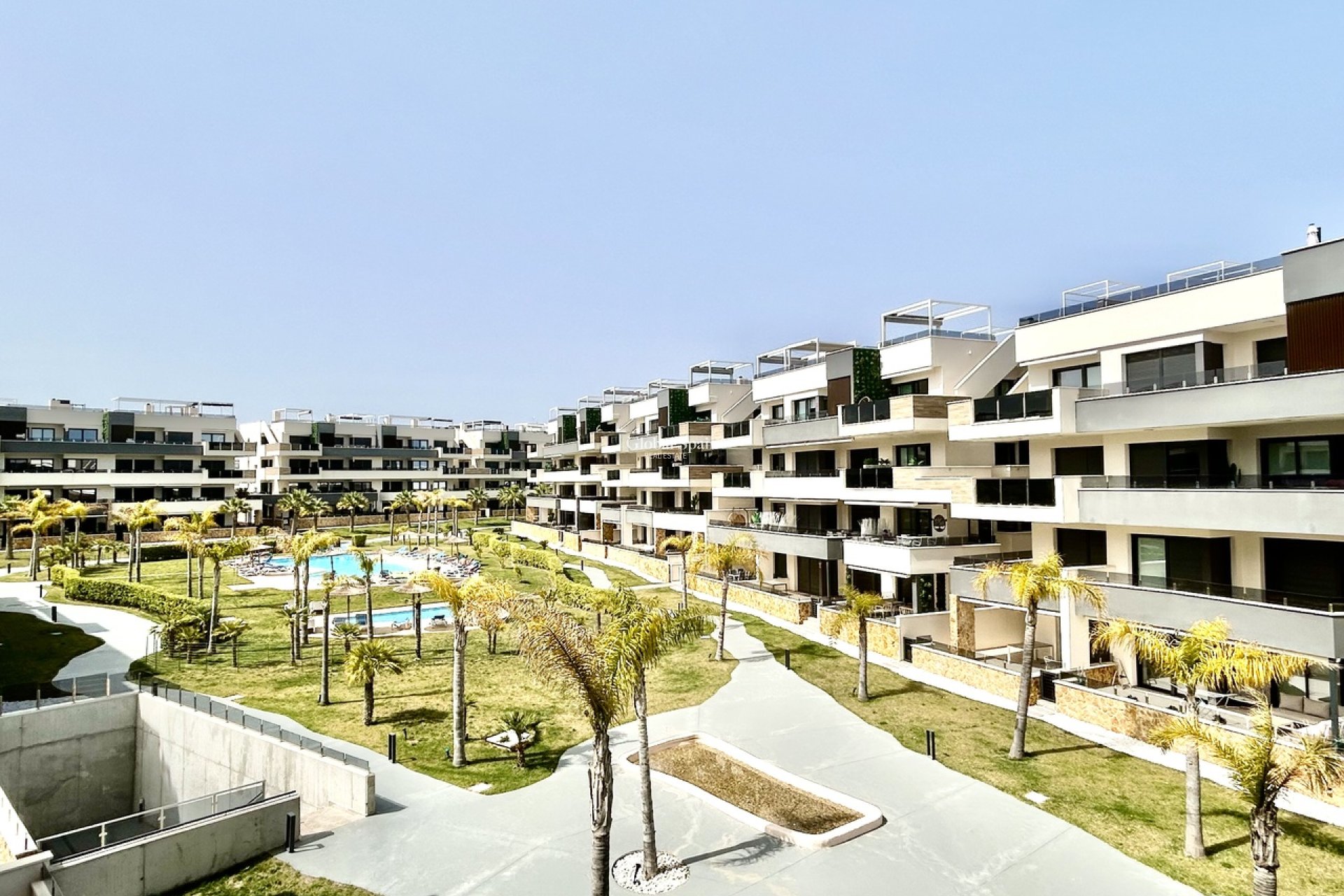 Wederverkoop - APPARTEMENT -
PLAYA FLAMENCA - Costa Blanca