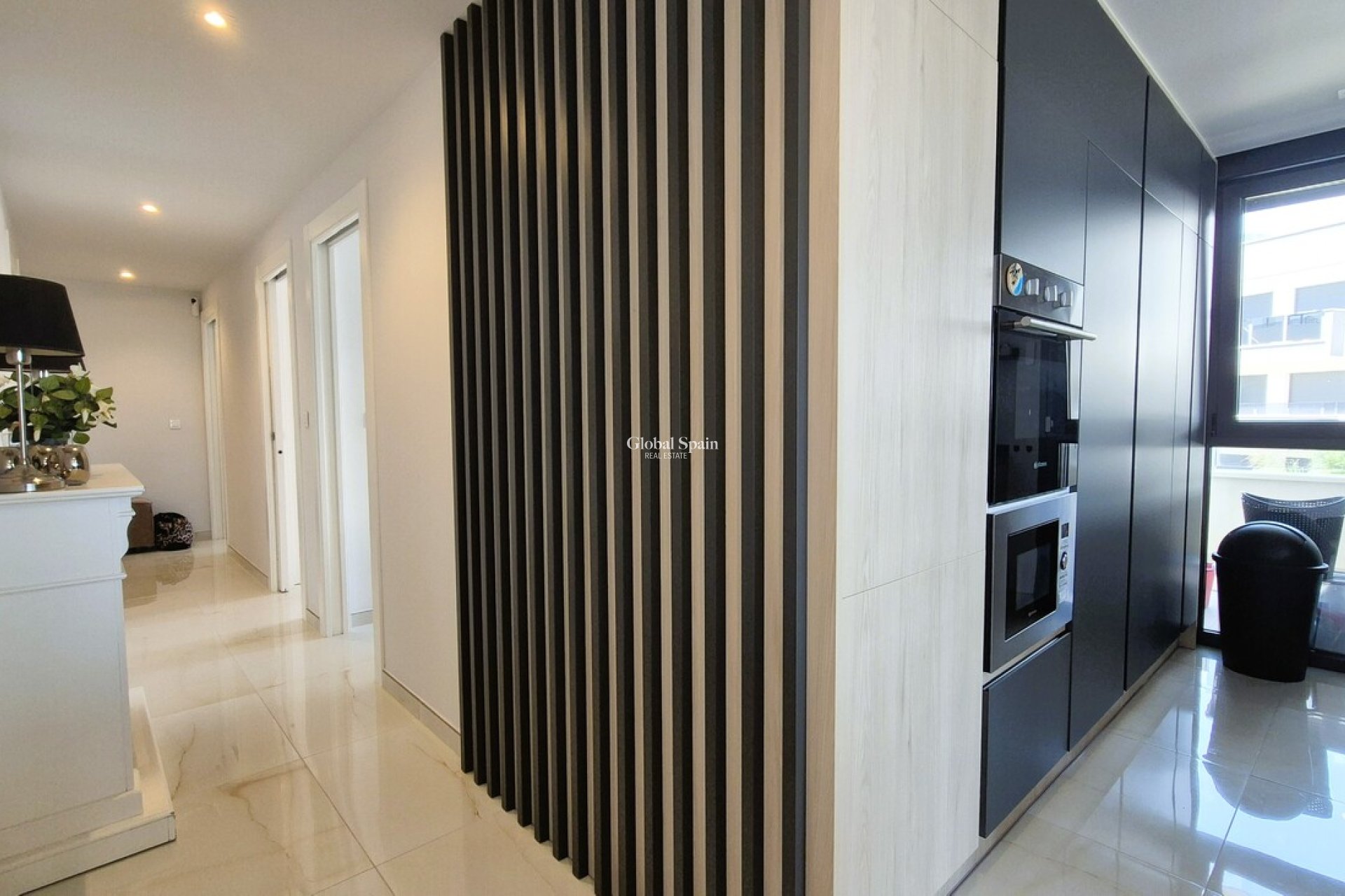 Wederverkoop - APPARTEMENT -
PLAYA FLAMENCA - Costa Blanca