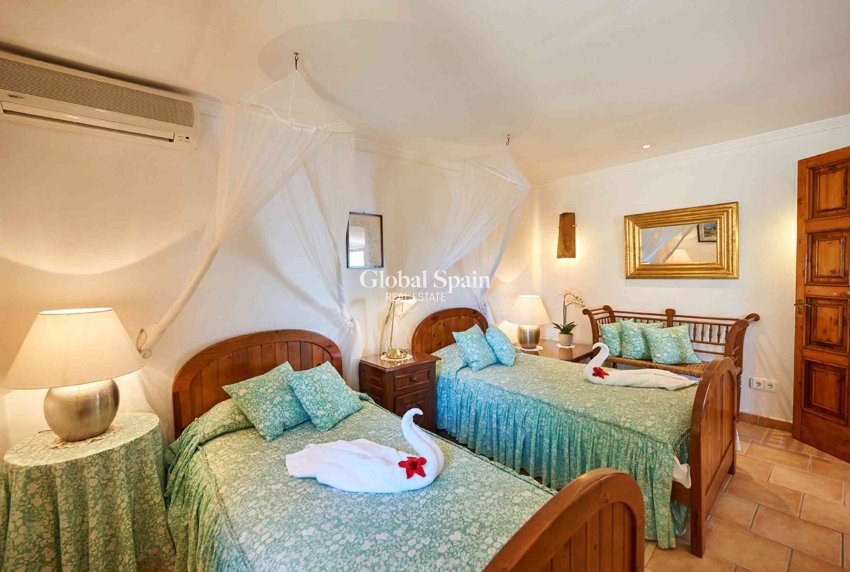 Wederverkoop - APPARTEMENT -
PORT D'ANDRATX - Andratx