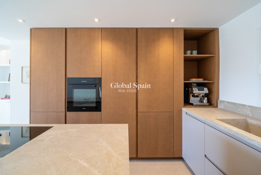 Wederverkoop - APPARTEMENT -
PORT D'ANDRATX - optional location detail