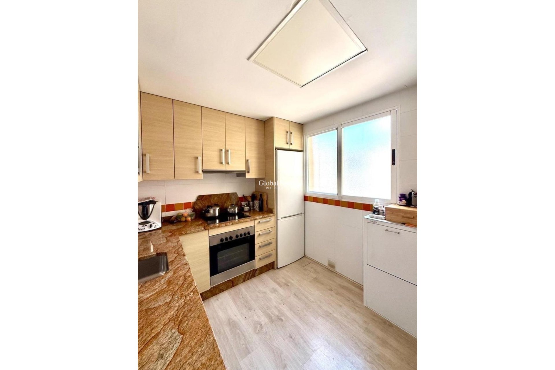 Wederverkoop - APPARTEMENT -
PUERTO DE MAZARRÓN - Centro