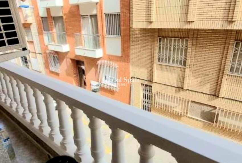 Wederverkoop - APPARTEMENT -
PUERTO DE MAZARRÓN - Paseo