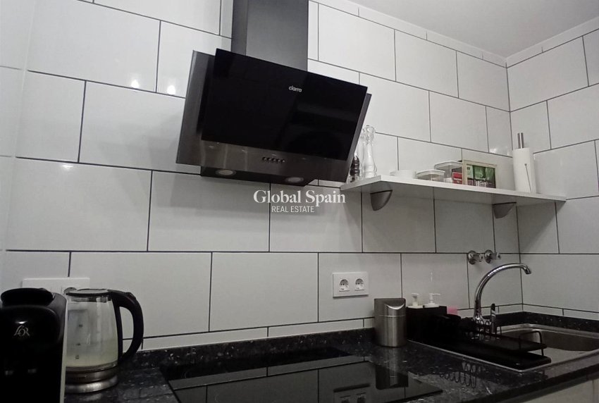 Wederverkoop - APPARTEMENT -
PUERTO DE MAZARRÓN - Paseo