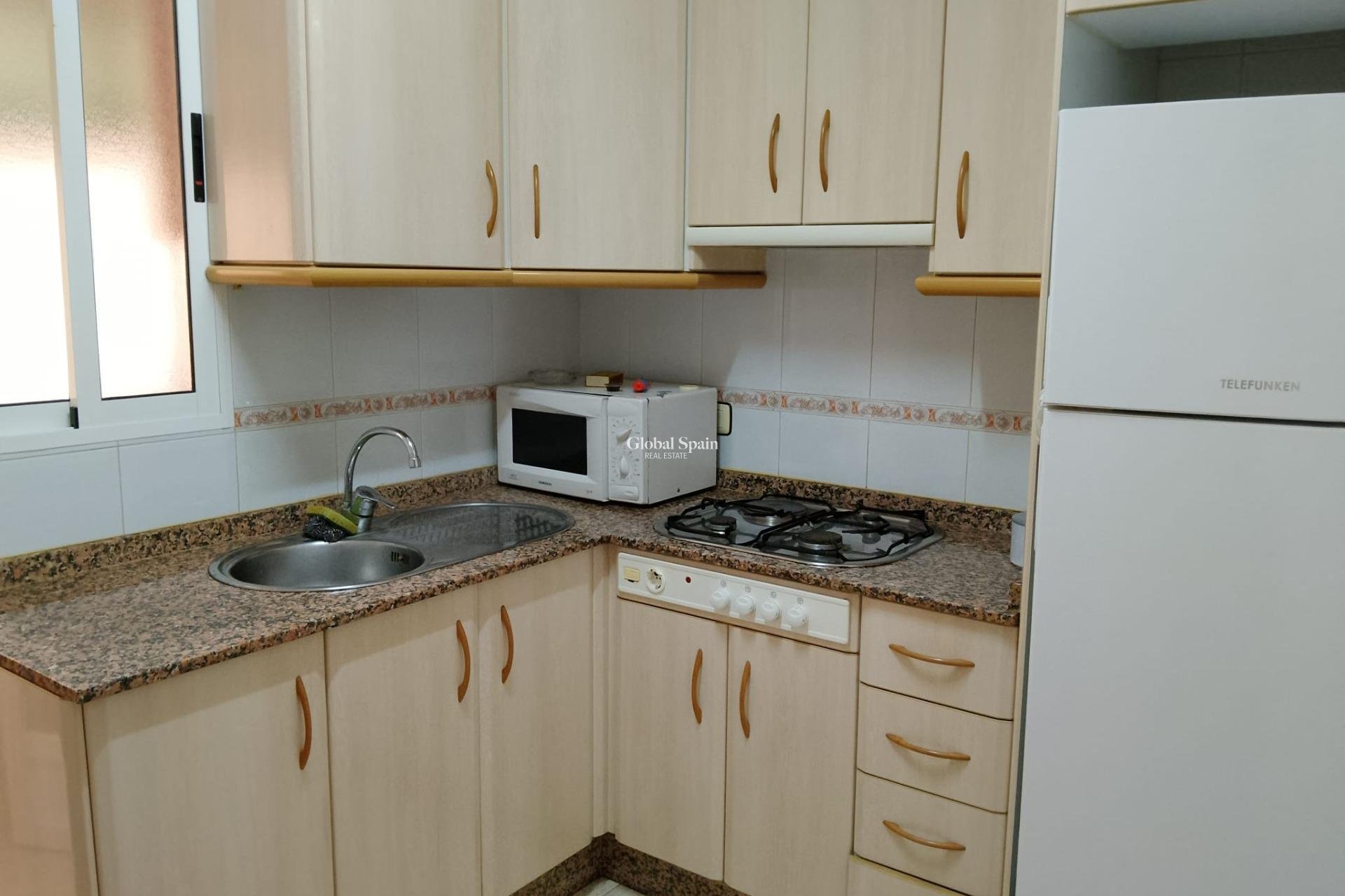 Wederverkoop - APPARTEMENT -
PUERTO DE MAZARRÓN - Paseo
