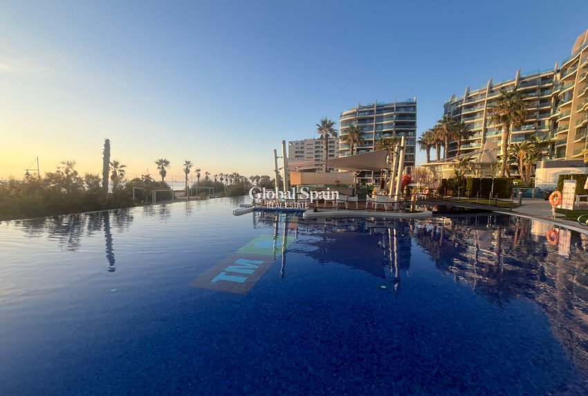 Wederverkoop - APPARTEMENT -
PUNTA PRIMA - Costa Blanca