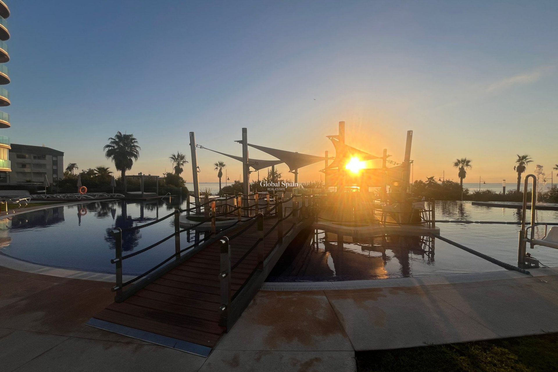 Wederverkoop - APPARTEMENT -
PUNTA PRIMA - Costa Blanca