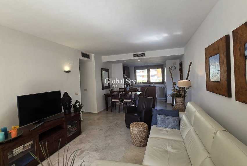 Wederverkoop - APPARTEMENT -
PUNTA PRIMA - Costa Blanca