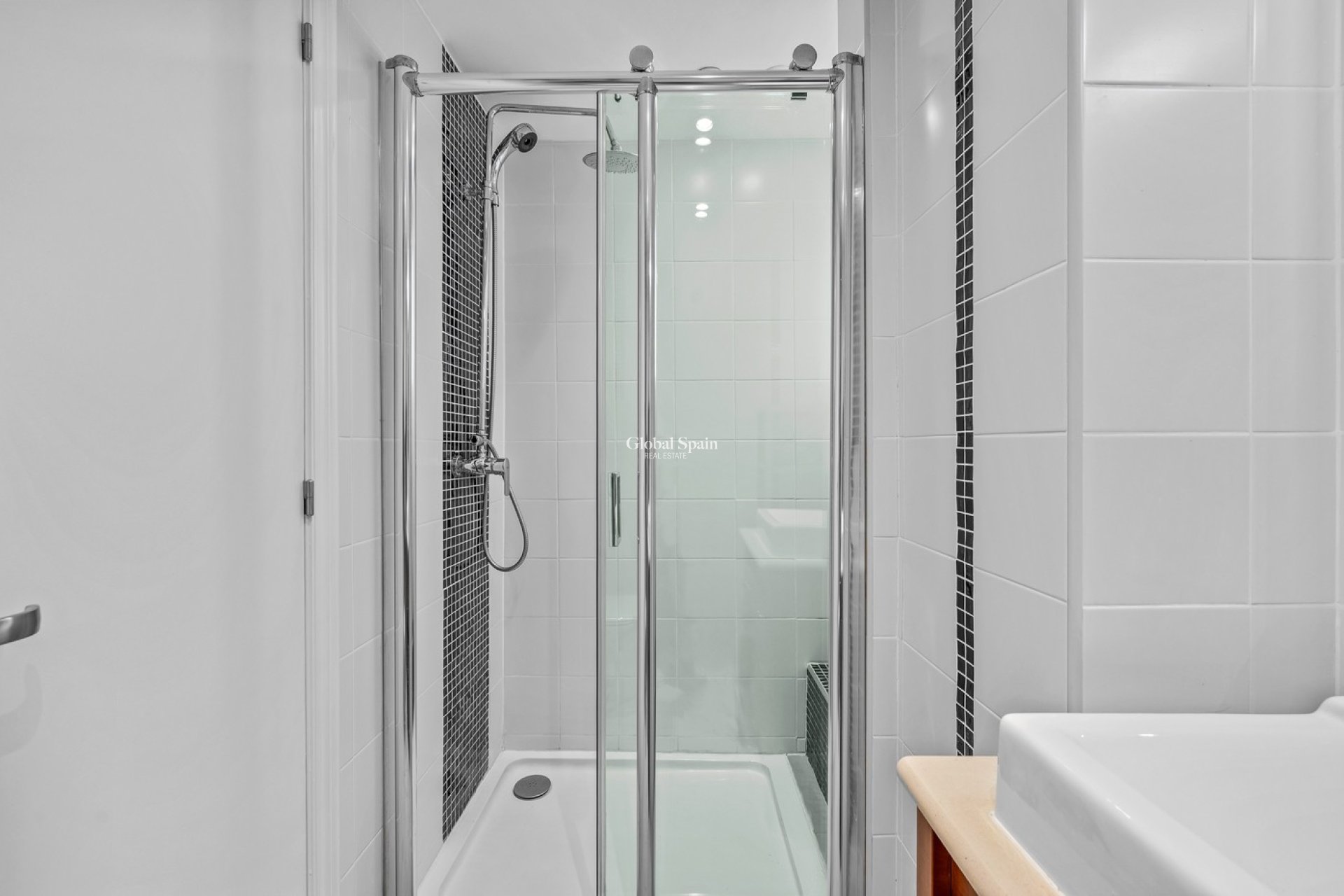 Wederverkoop - APPARTEMENT -
PUNTA PRIMA - Costa Blanca