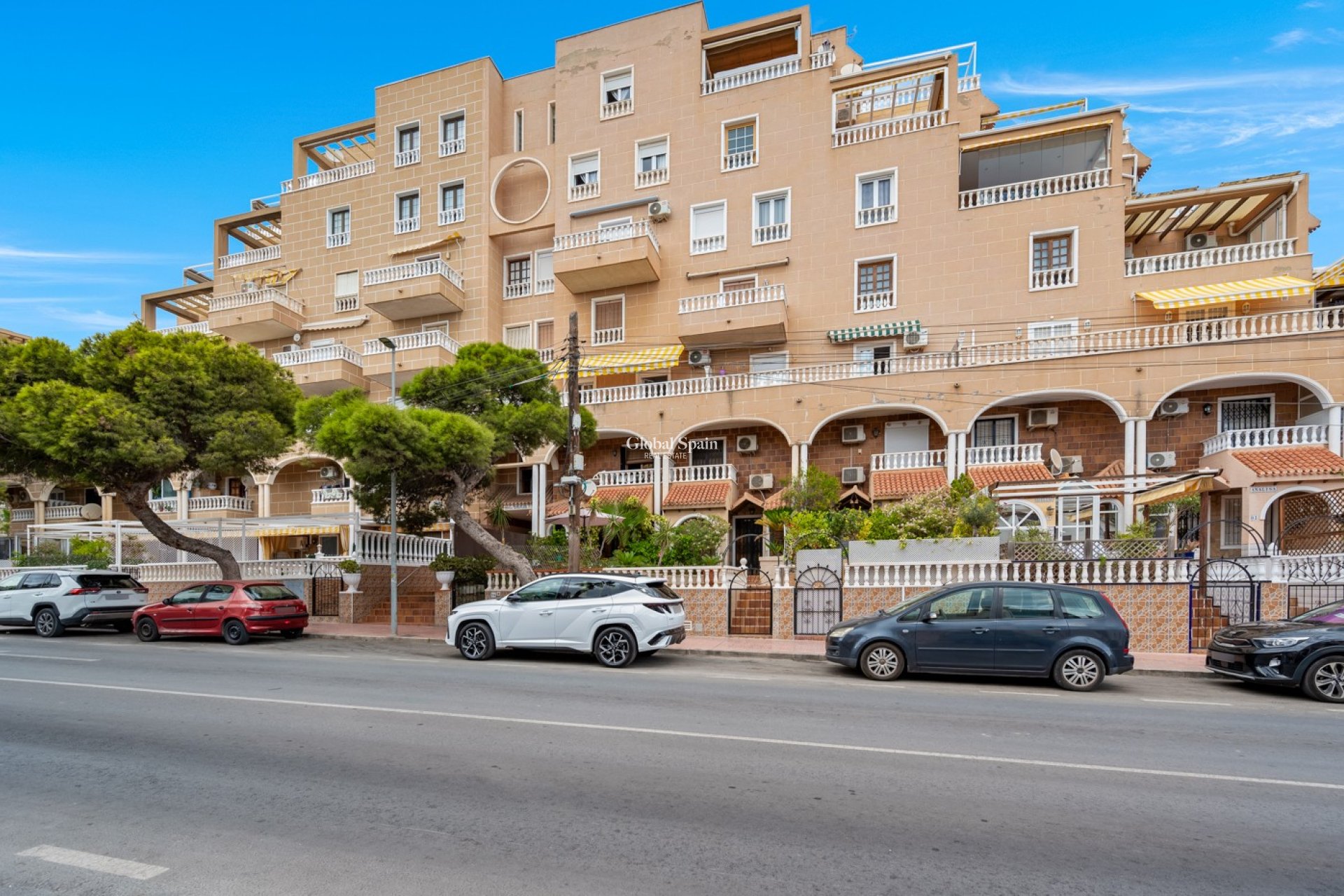 Wederverkoop - APPARTEMENT -
PUNTA PRIMA - Costa Blanca
