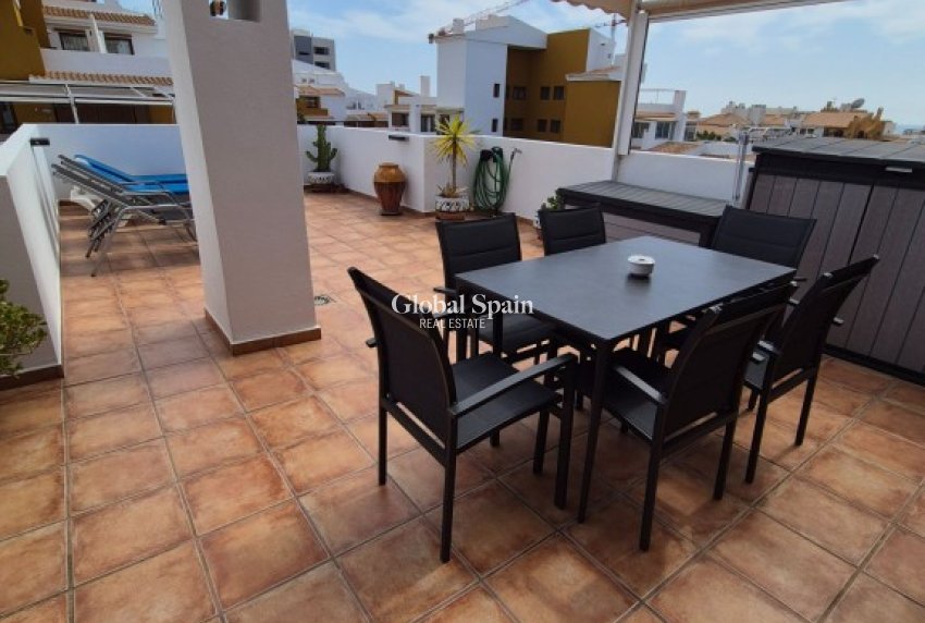 Wederverkoop - APPARTEMENT -
PUNTA PRIMA - Costa Blanca