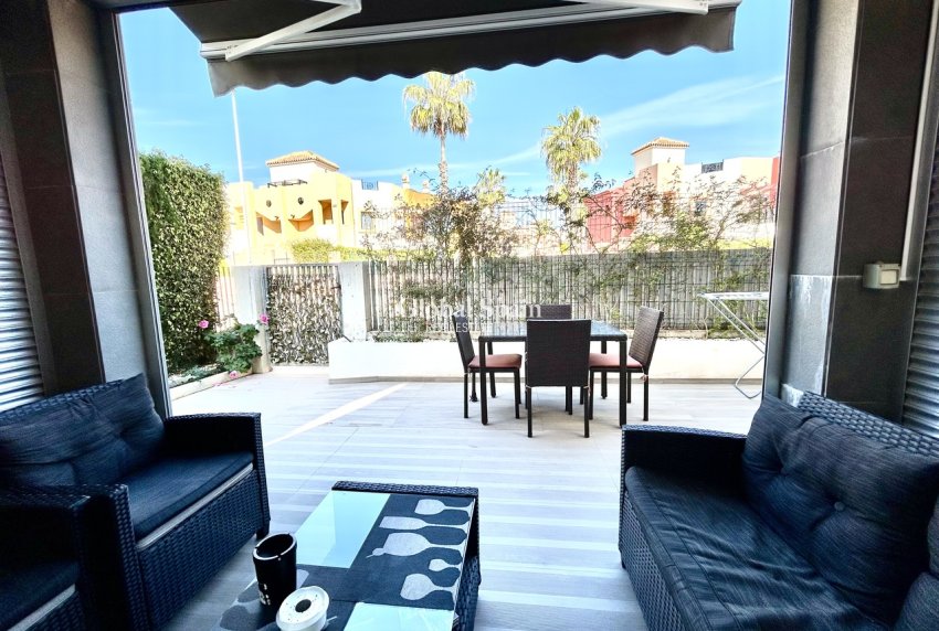 Wederverkoop - APPARTEMENT -
PUNTA PRIMA - Costa Blanca