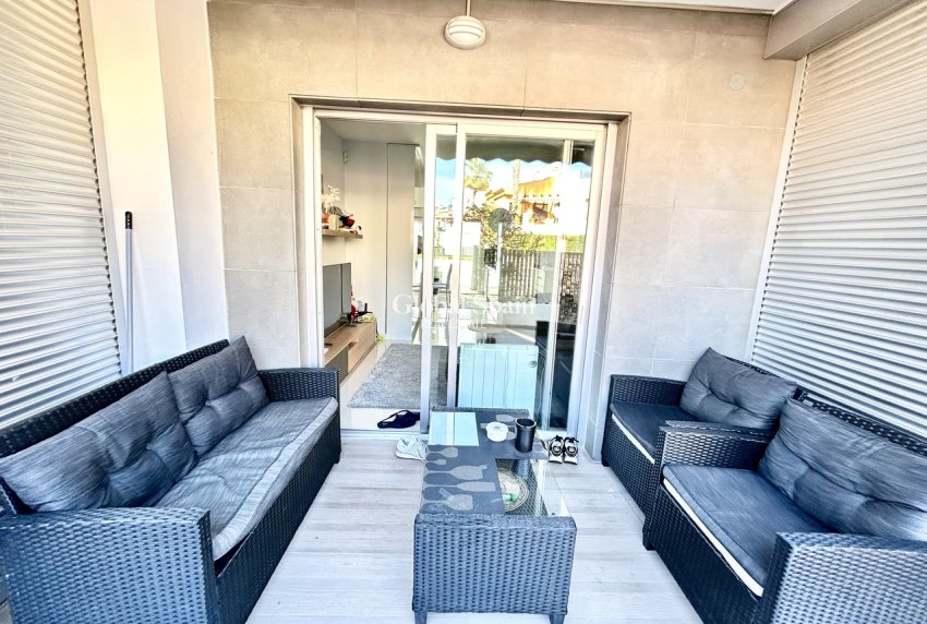 Wederverkoop - APPARTEMENT -
PUNTA PRIMA - Costa Blanca