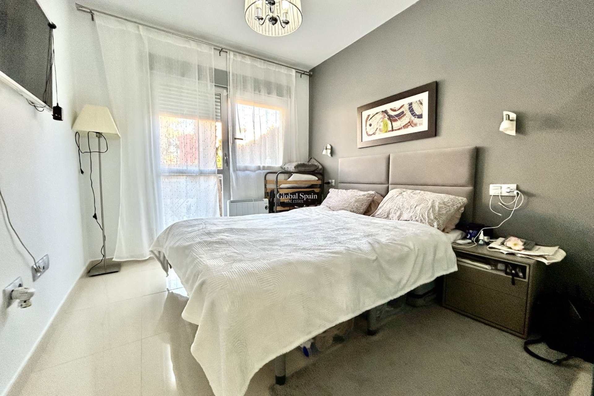 Wederverkoop - APPARTEMENT -
PUNTA PRIMA - Costa Blanca