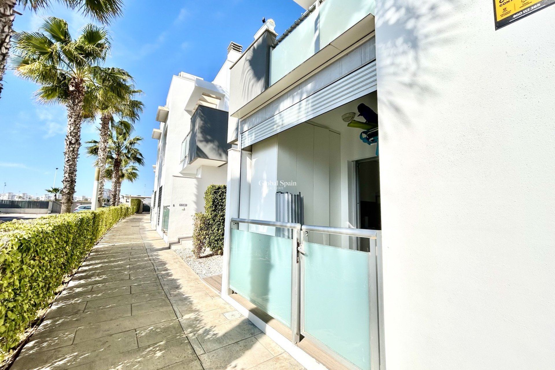 Wederverkoop - APPARTEMENT -
PUNTA PRIMA - Costa Blanca