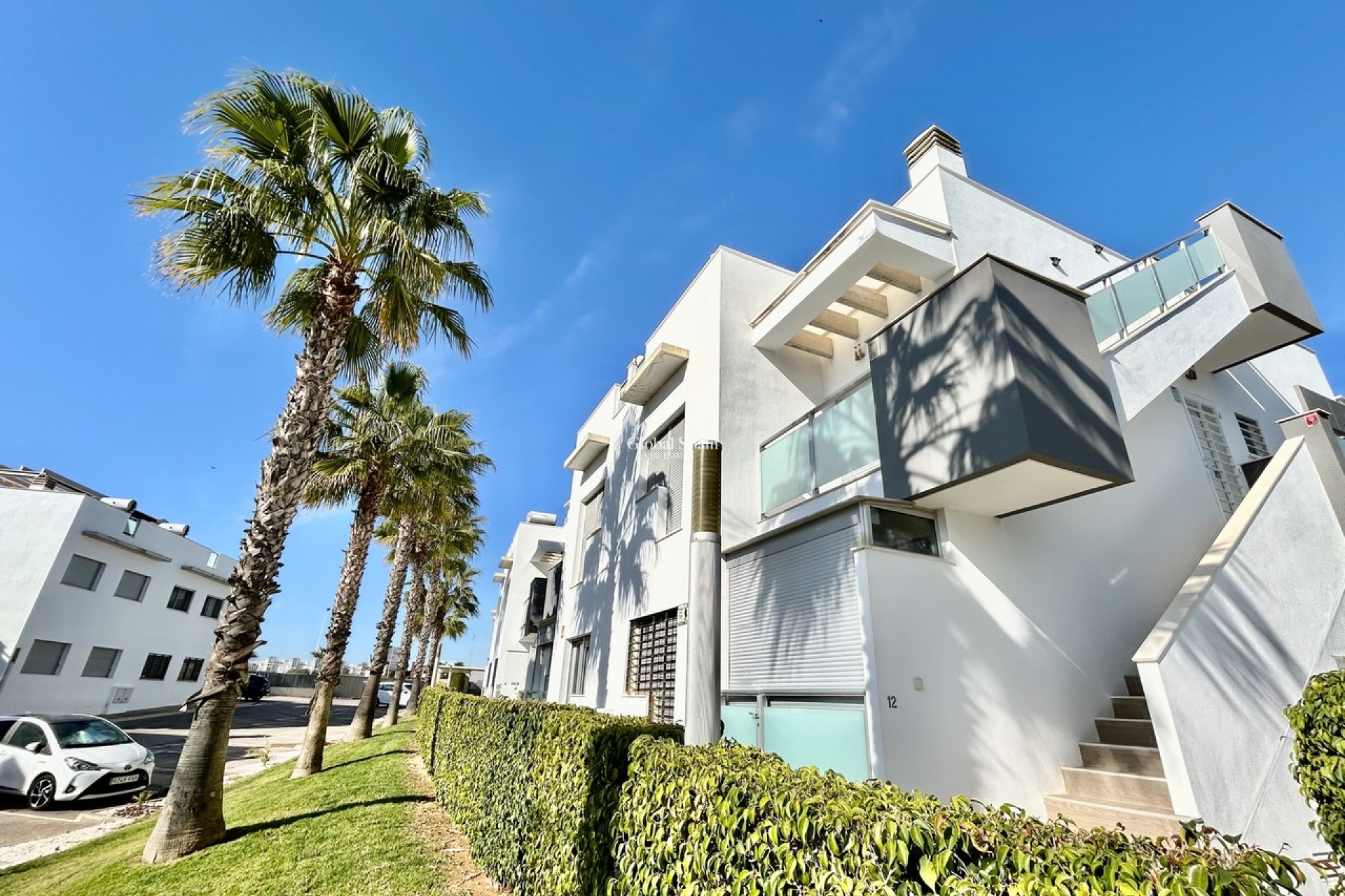 Wederverkoop - APPARTEMENT -
PUNTA PRIMA - Costa Blanca