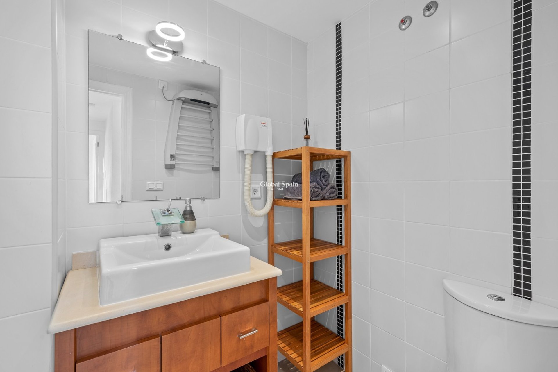 Wederverkoop - APPARTEMENT -
PUNTA PRIMA - Costa Blanca