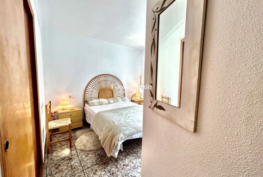 Wederverkoop - APPARTEMENT -
PUNTA PRIMA - Costa Blanca