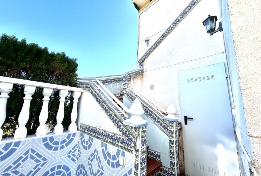 Wederverkoop - APPARTEMENT -
PUNTA PRIMA - Costa Blanca