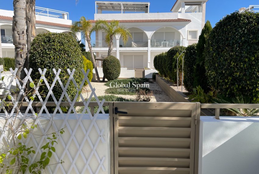 Wederverkoop - APPARTEMENT -
ROJALES - Ciudad Quesada