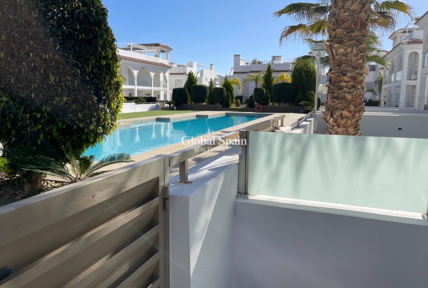 Wederverkoop - APPARTEMENT -
ROJALES - Inland