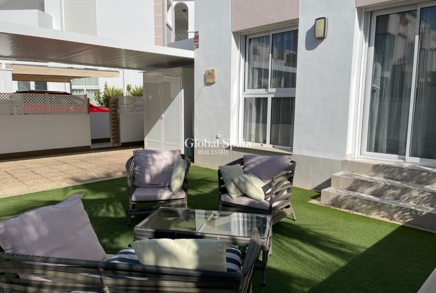 Wederverkoop - APPARTEMENT -
ROJALES - Inland