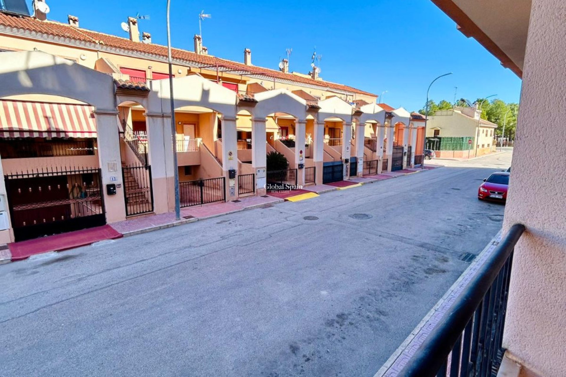 Wederverkoop - APPARTEMENT -
SAN ISIDRO - Inland