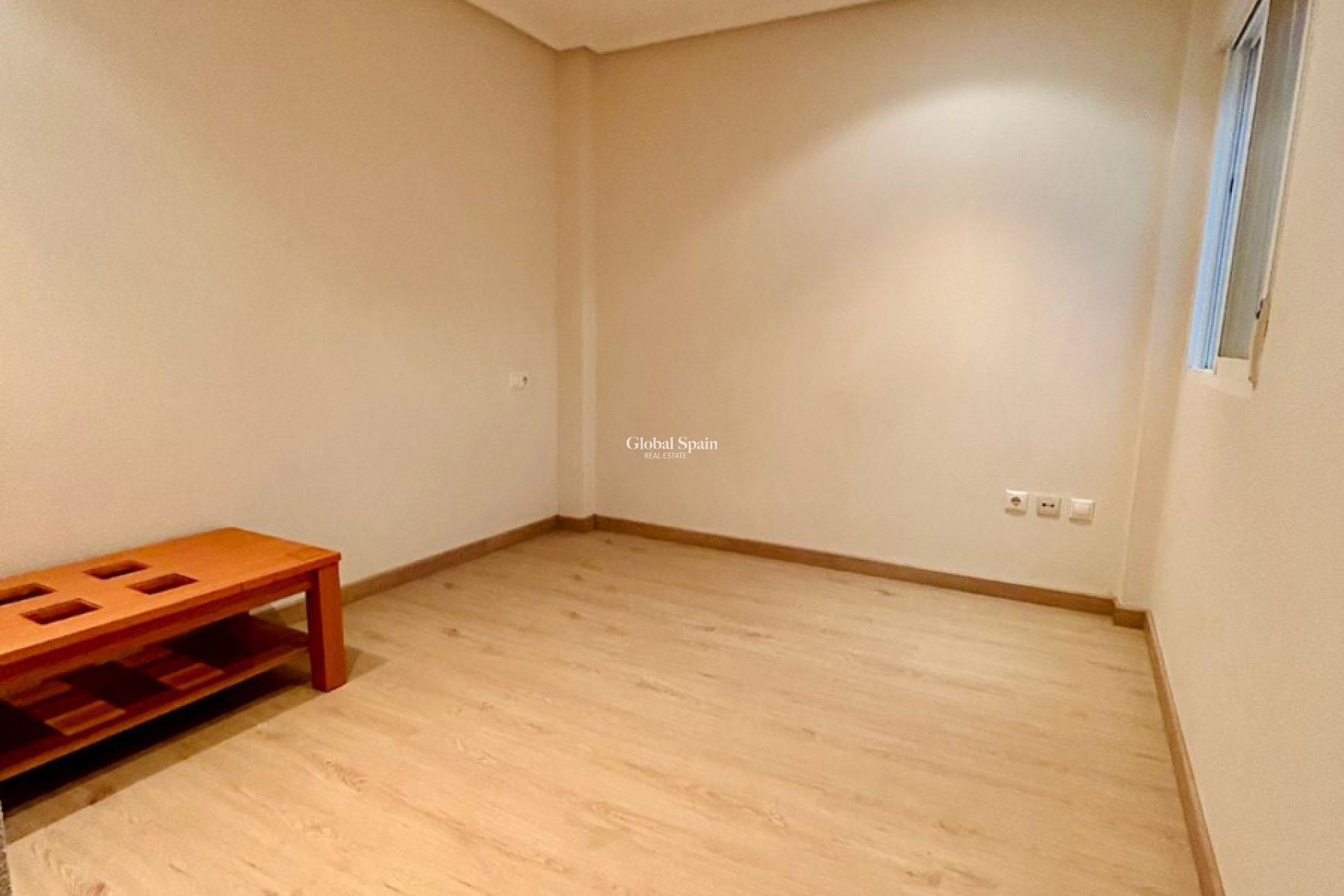 Wederverkoop - APPARTEMENT -
SAN ISIDRO - Inland