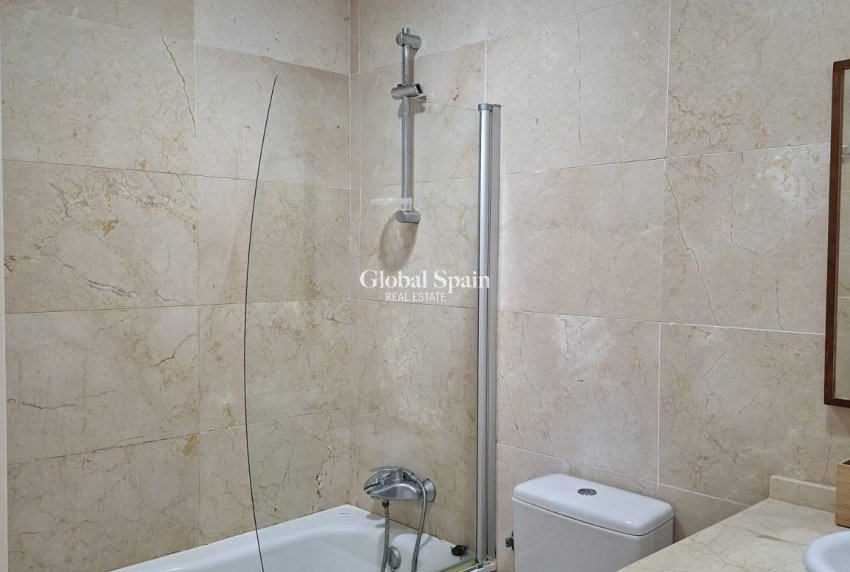 Wederverkoop - APPARTEMENT -
SAN JAVIER - Roda