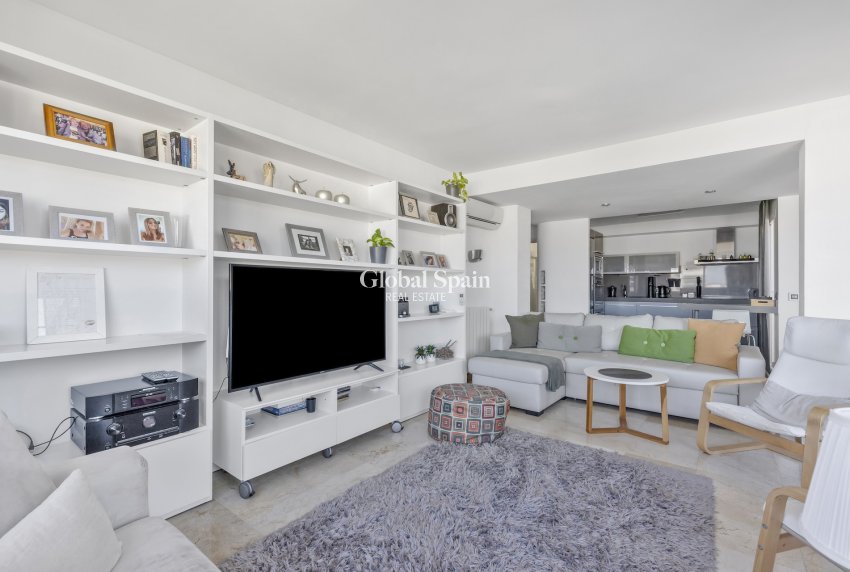 Wederverkoop - APPARTEMENT -
SAN JUAN DE ALICANTE - Costa Blanca