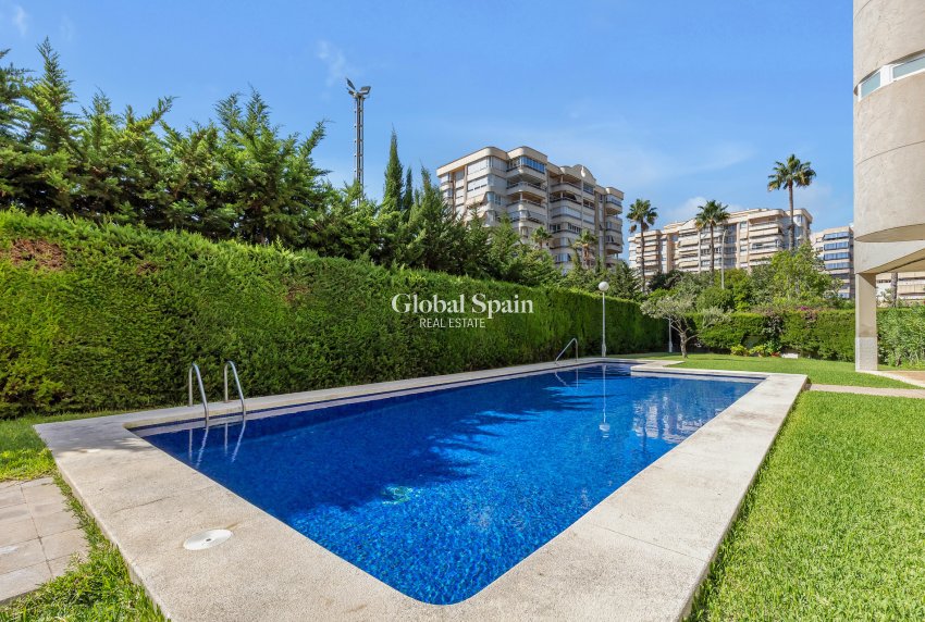 Wederverkoop - APPARTEMENT -
SAN JUAN DE ALICANTE - Costa Blanca