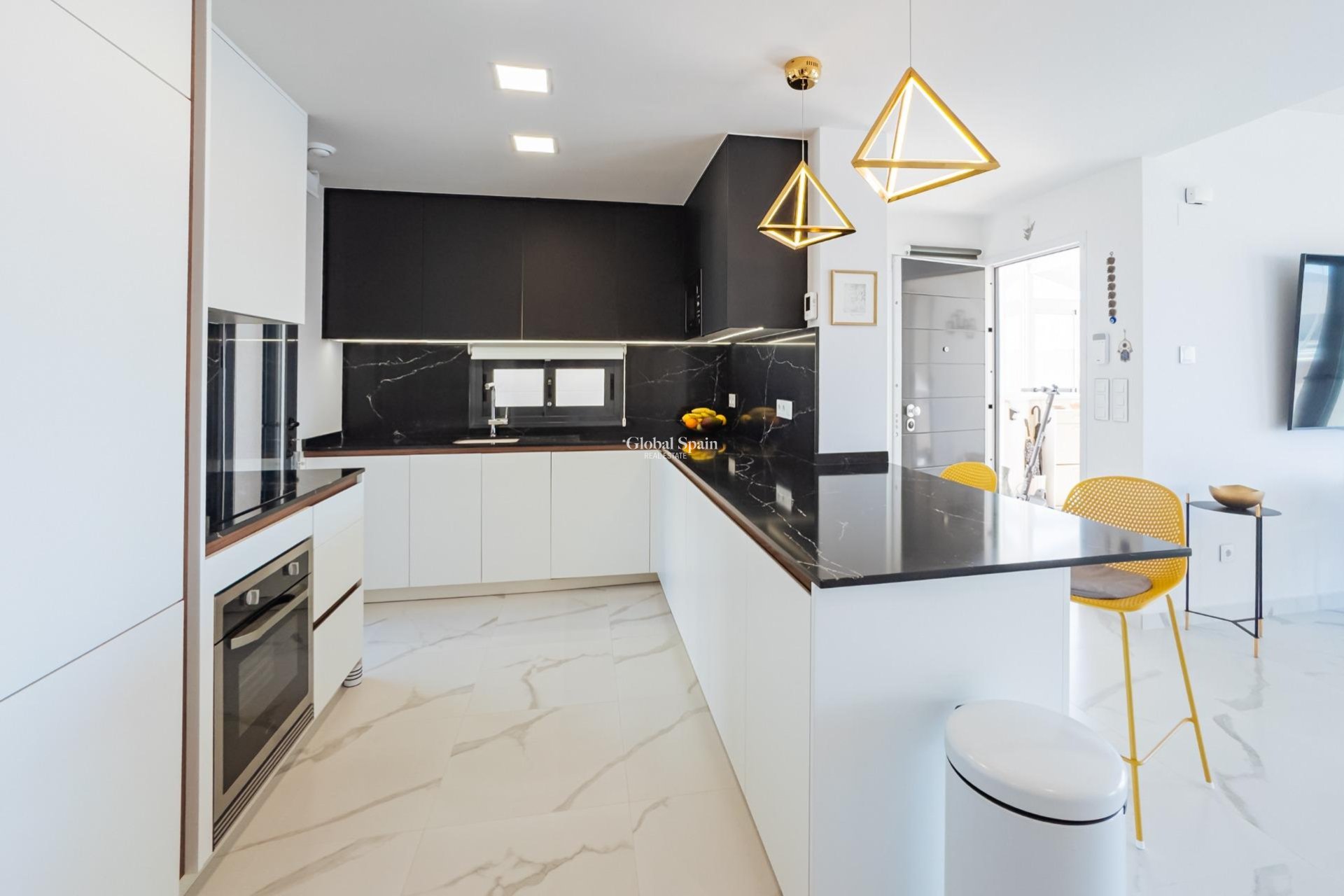 Wederverkoop - APPARTEMENT -
SAN MIGUEL DE SALINAS - Bellavista