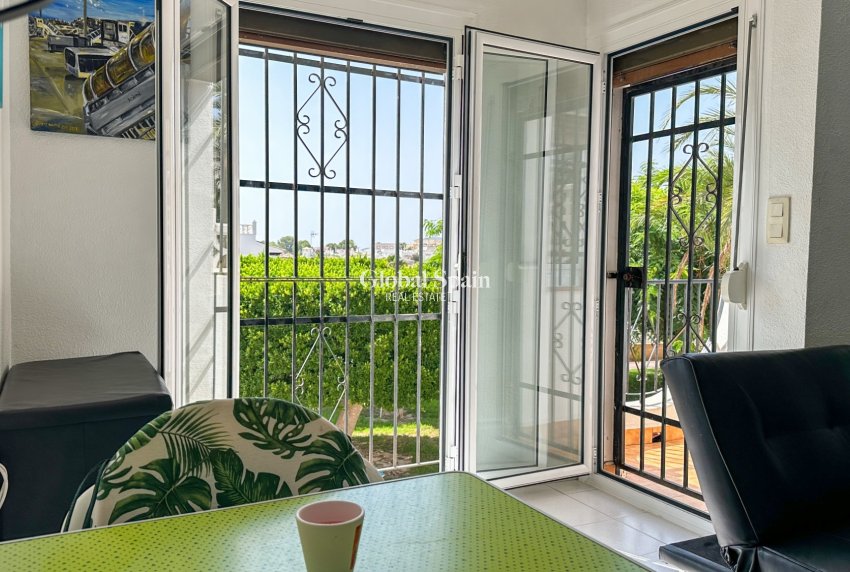 Wederverkoop - APPARTEMENT -
SAN MIGUEL DE SALINAS - Bellavista
