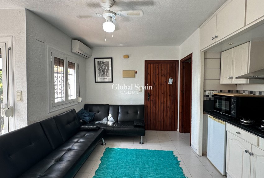 Wederverkoop - APPARTEMENT -
SAN MIGUEL DE SALINAS - Bellavista
