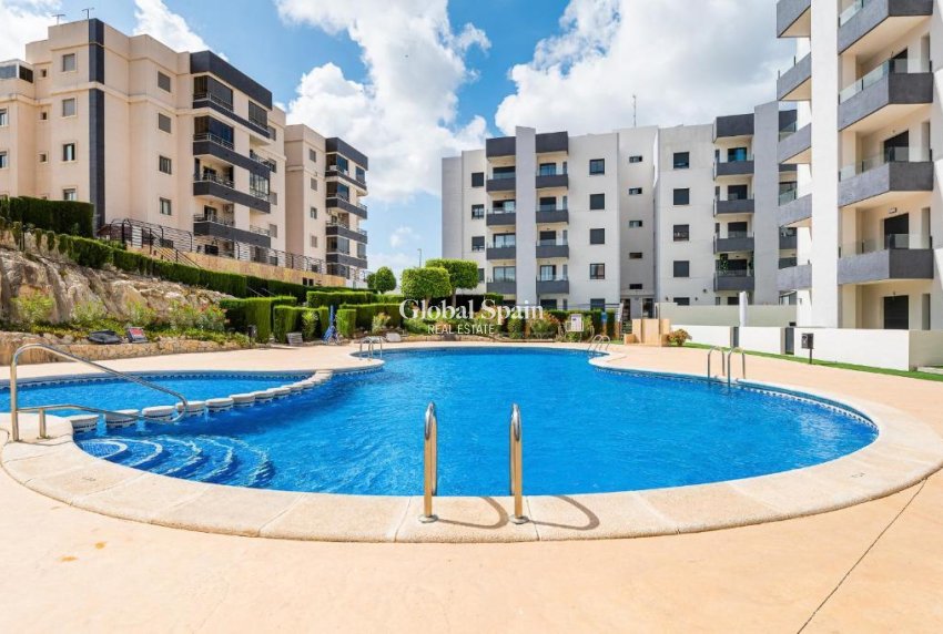Wederverkoop - APPARTEMENT -
SAN MIGUEL DE SALINAS - Costa Blanca