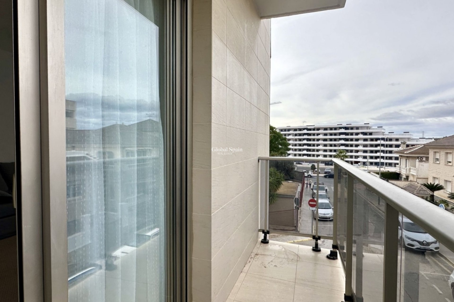 Wederverkoop - APPARTEMENT -
SAN MIGUEL DE SALINAS - Inland