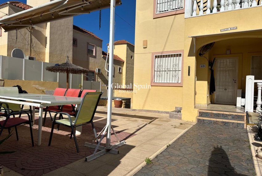 Wederverkoop - APPARTEMENT -
SAN MIGUEL DE SALINAS - Inland