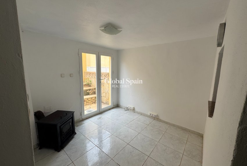 Wederverkoop - APPARTEMENT -
SAN MIGUEL DE SALINAS - Inland